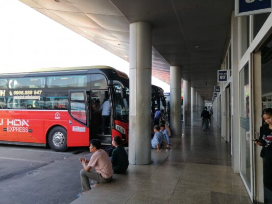 Bốc xếp – sắp xếp hàng hóa trên xe theo SOP - Gia Hoàng