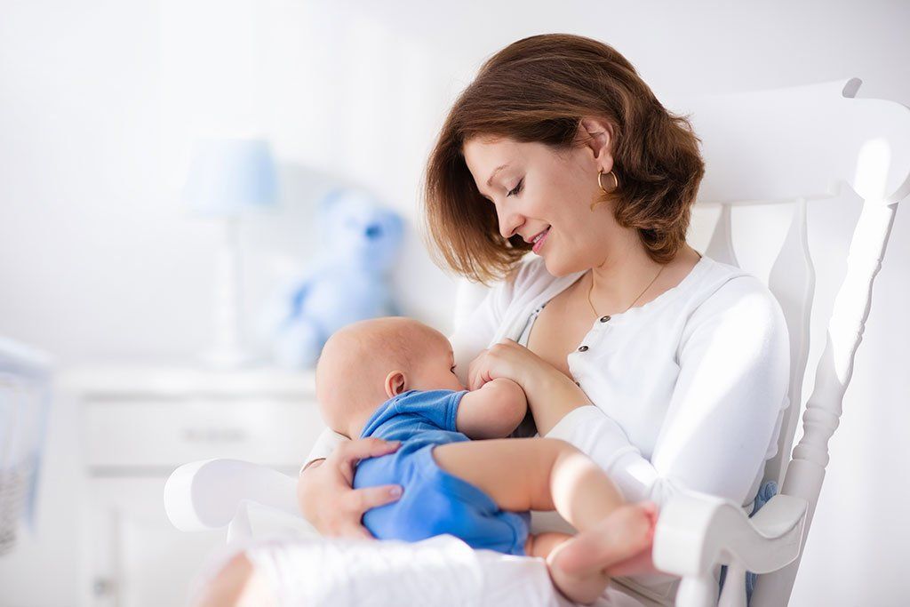Dịch vụ chăm sóc mẹ và bé sau sinh tại Gia Hoàng