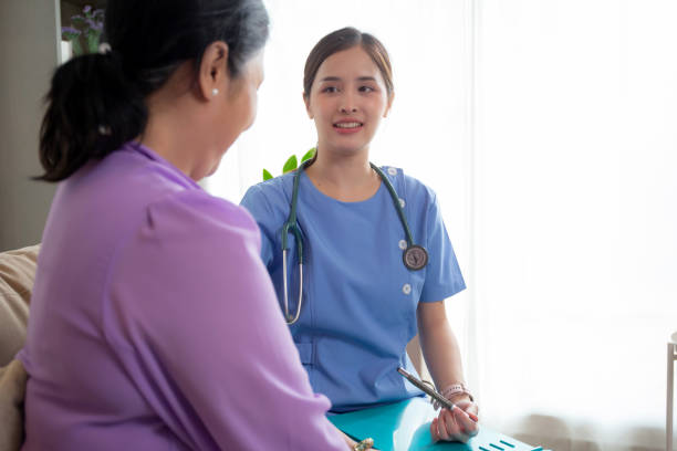 Dịch vụ chăm sóc người bệnh tại Gia Hoàng chuyên nghiệp, tận tâm tại nhà