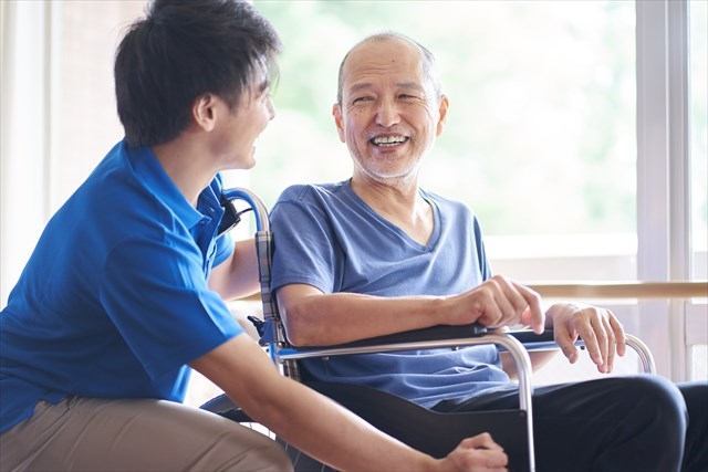 Dịch vụ chăm sóc người bệnh tại Gia Hoàng chuyên nghiệp, tận tâm tại nhà