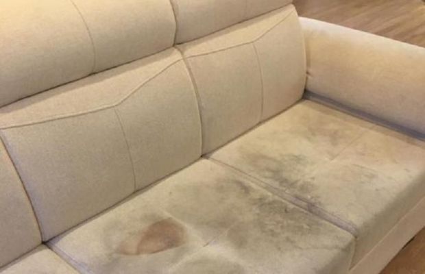 Dịch vụ vệ sinh sofa và thảm tại Gia Hoàng Uy Tín