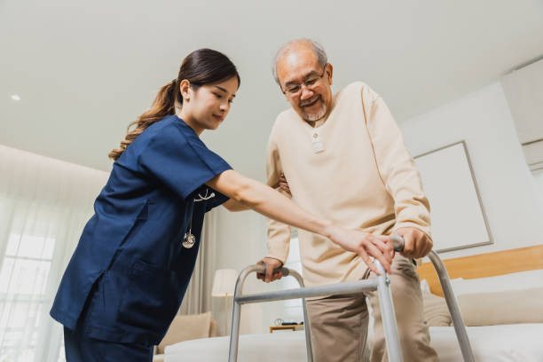 Túc trực chăm bệnh theo ca tại bệnh viện